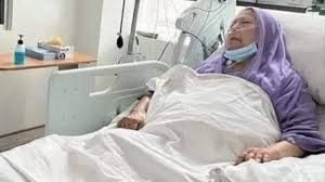 অবস্থা পুনরায় সংকটাপন্ন : খালেদা জিয়ার জন্য আইসিইউ প্রস্তুত, সিসিইউতেই চলছে নিবিড় চিকিৎসা